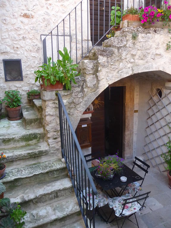 La Bifora E Le Lune Vico Sotto Gli Archi 5 Santo Stefano Di Sessanio Exteriér fotografie